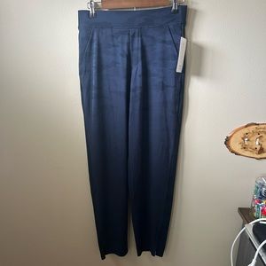 NWT Athleta Brooklyn Mid Rise Ankle Pant 6 Tall